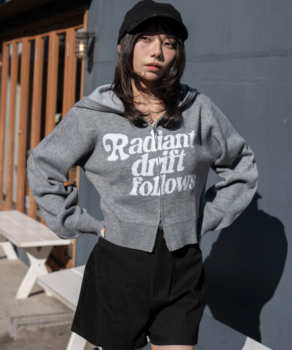 グレー　モデル：159cm F着用