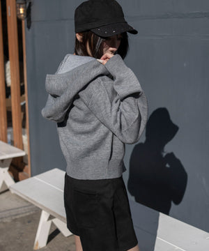 グレー　モデル：159cm F着用