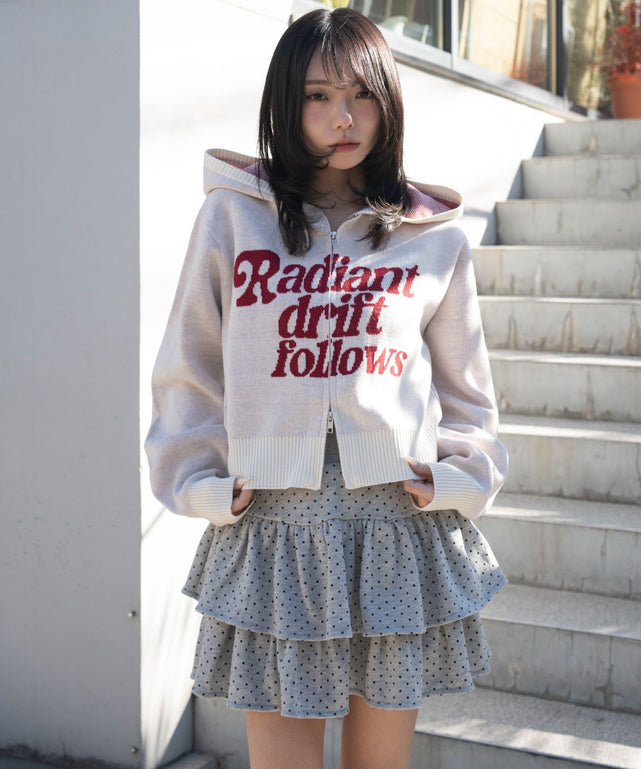 ホワイトアイボリー　モデル：159cm F着用