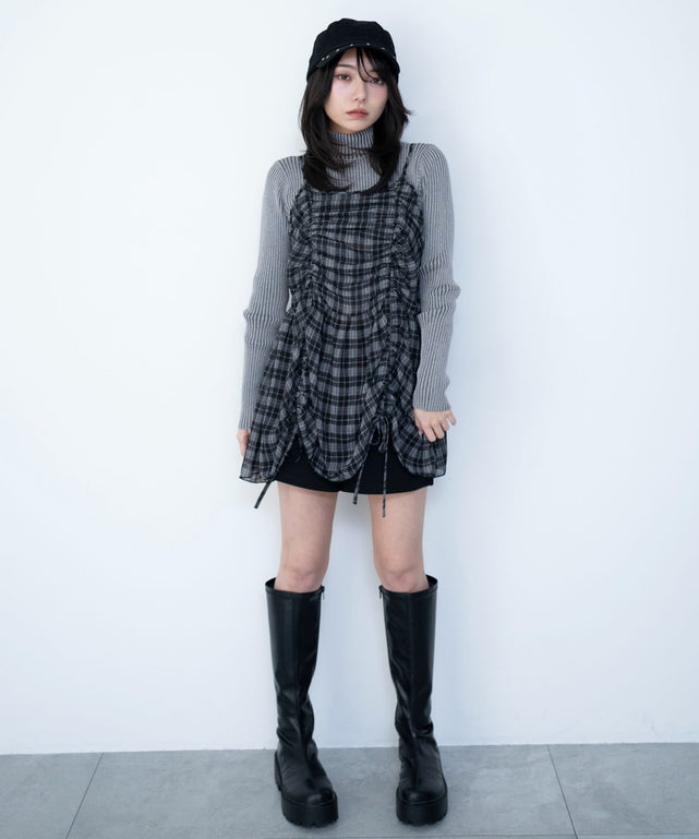 ブラックチェック１　モデル：159cm F着用