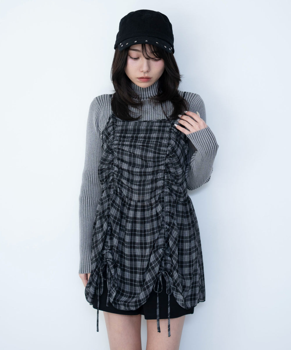 ブラックチェック１　モデル：159cm F着用