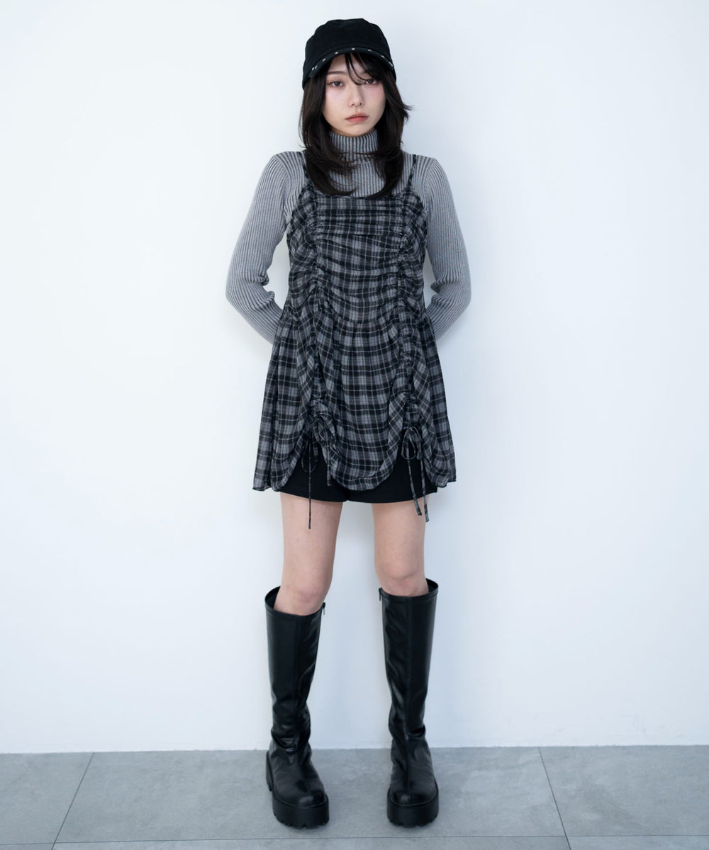 ブラックチェック１　モデル：159cm F着用