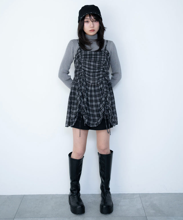 ブラックチェック１　モデル：159cm F着用