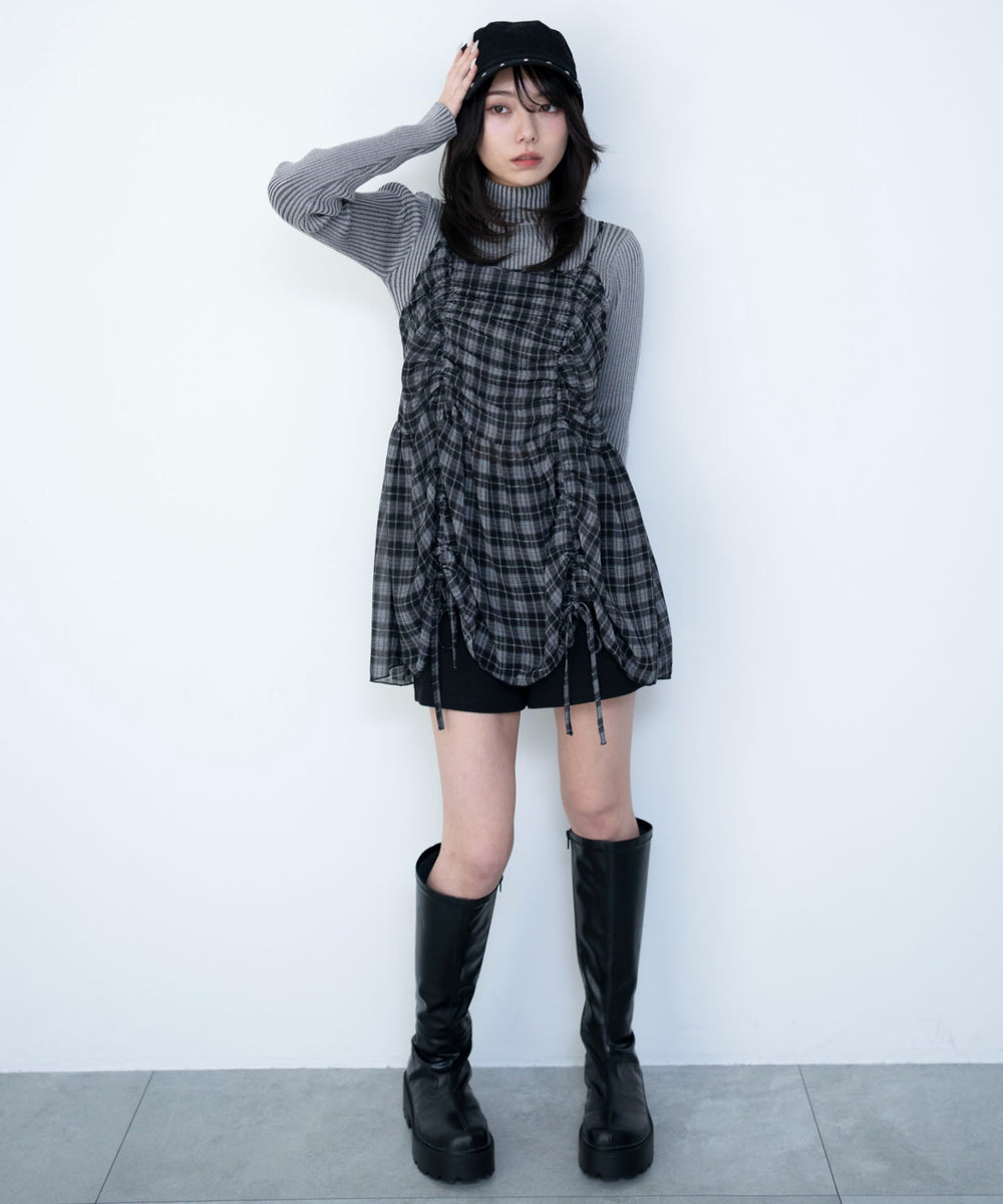 ブラックチェック１　モデル：159cm F着用