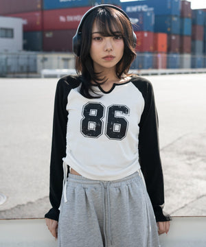 ブラック　モデル：159cm F着用