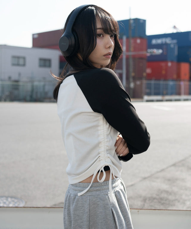 ブラック　モデル：159cm F着用