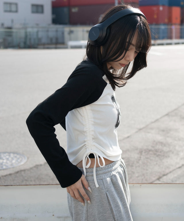 ブラック　モデル：159cm F着用