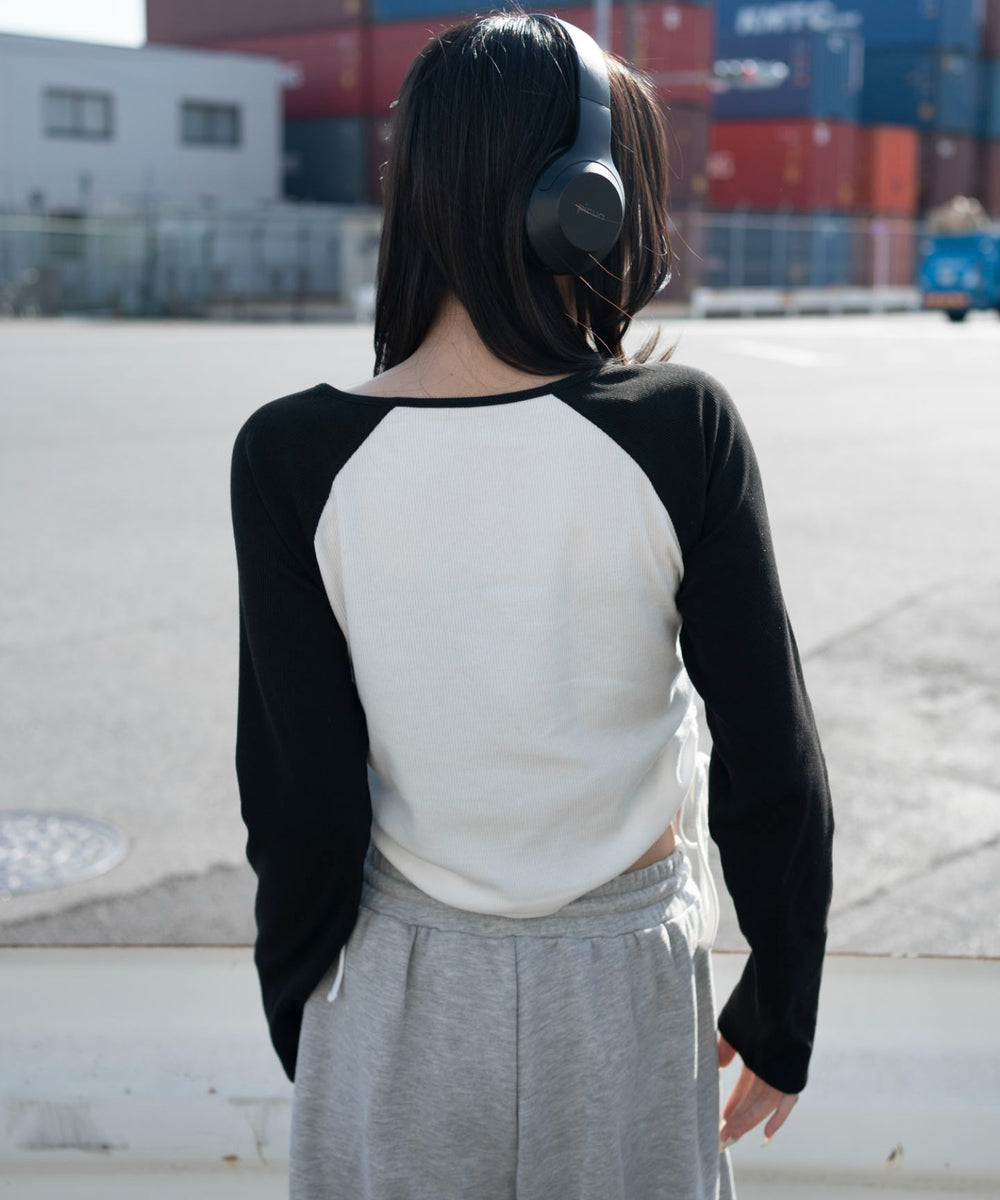 ブラック　モデル：159cm F着用