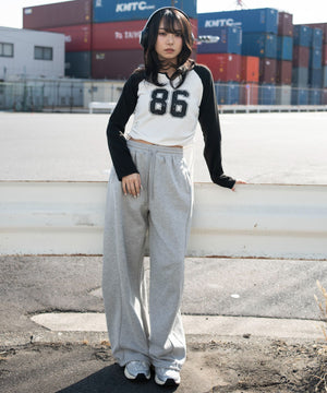 ブラック　モデル：159cm F着用