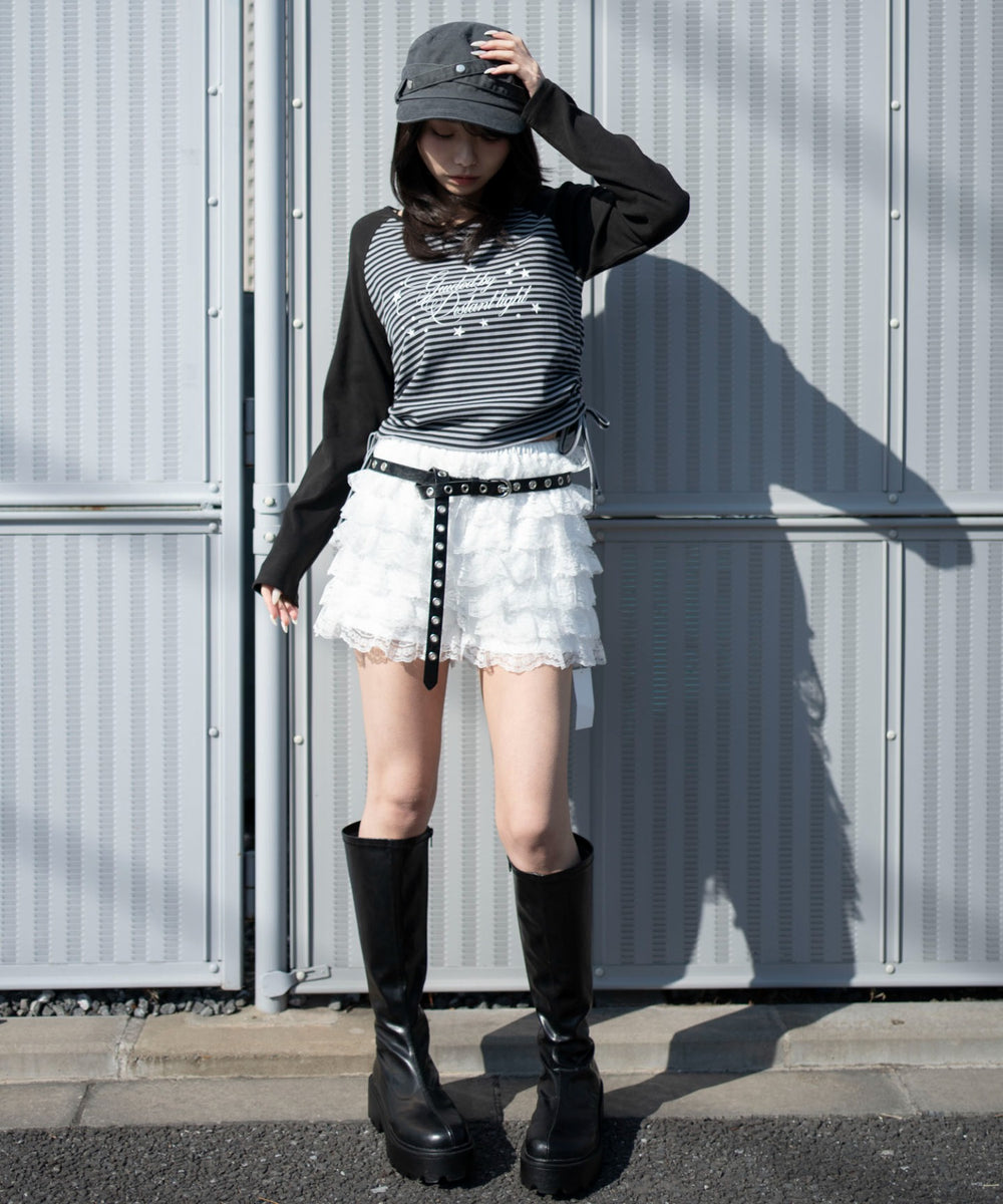 ブラックボーダー　モデル：159cm F着用