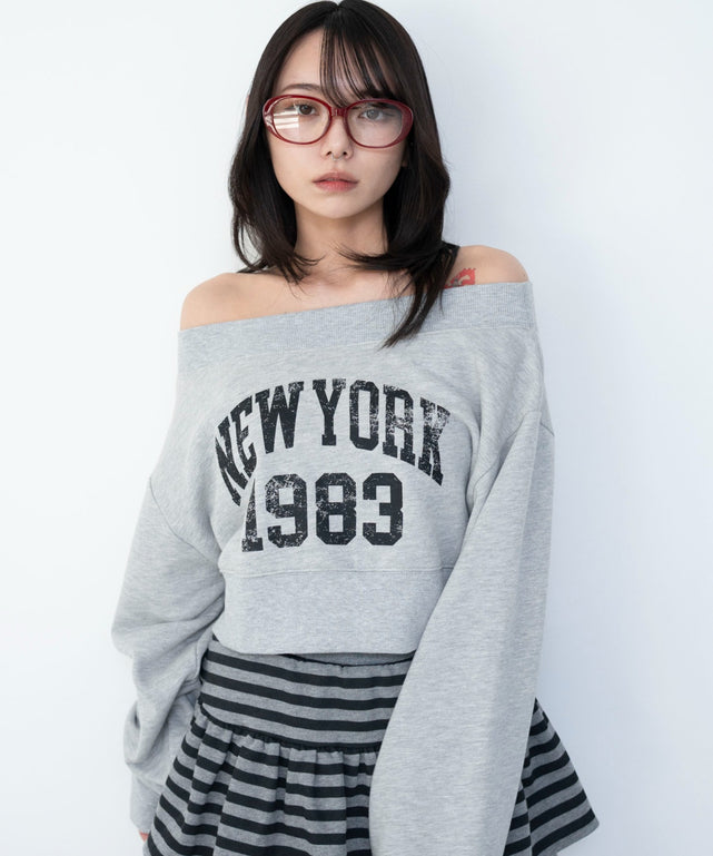 グラフィックオフショルショートスウェット/杢グレー　モデル：159cm F着用