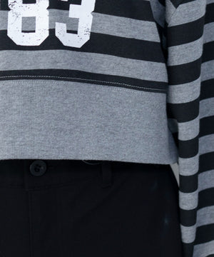 グラフィックオフショルショートスウェット