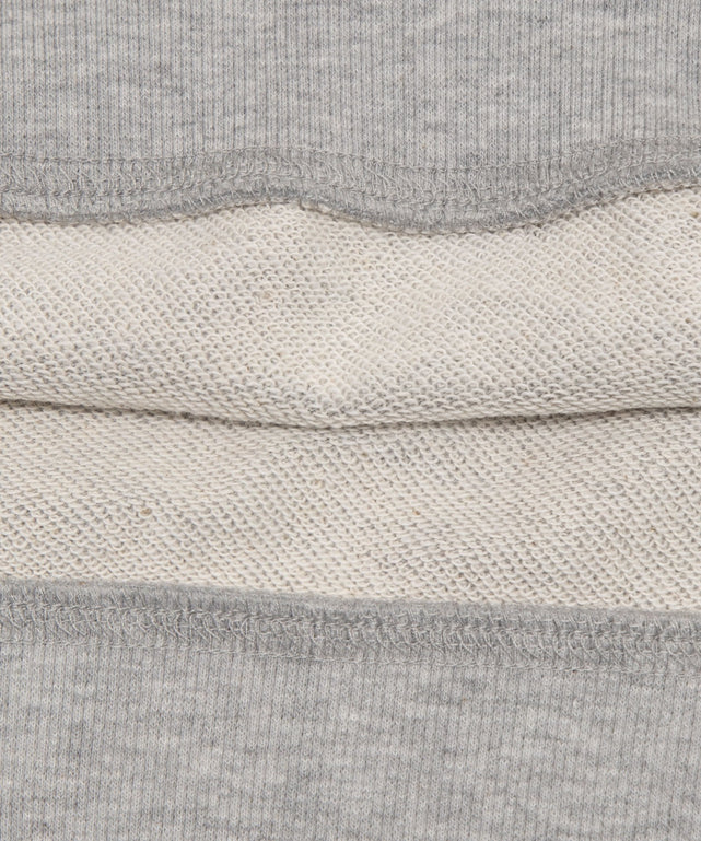 グラフィックオフショルショートスウェット