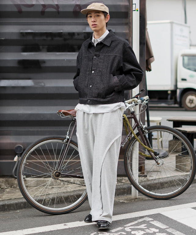 デニムブラック モデル：181cm L着用