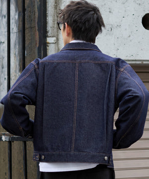 デニムインディゴ モデル：181cm L着用