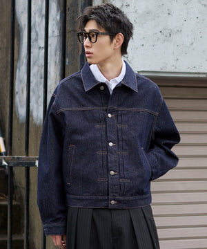 デニムインディゴ モデル：181cm L着用