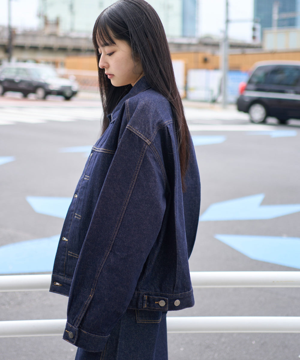 デニムインディゴ モデル：160cm M着用