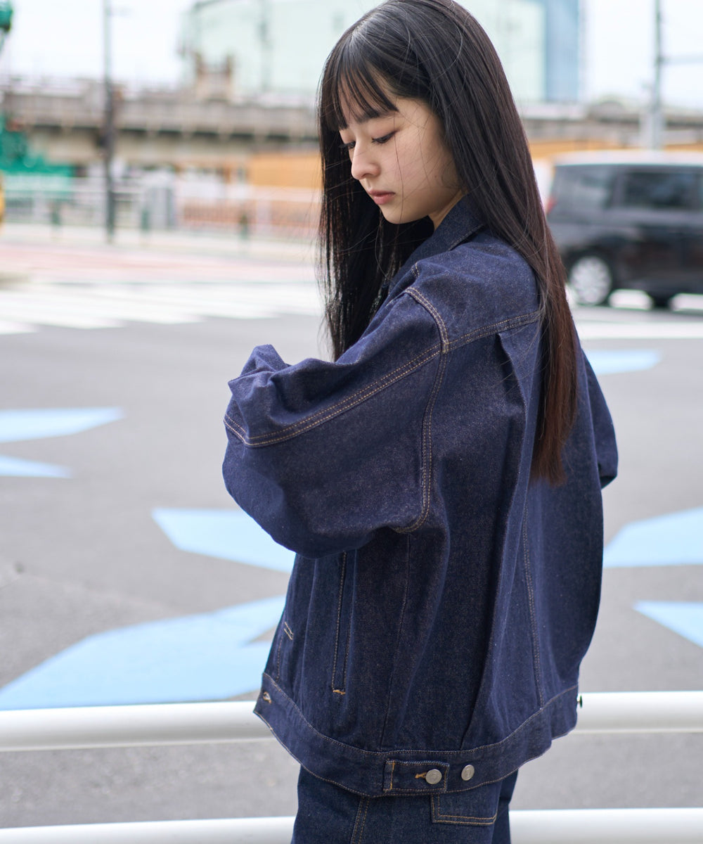 デニムインディゴ モデル：160cm M着用