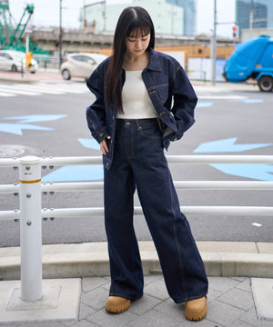 デニムインディゴ モデル：160cm M着用