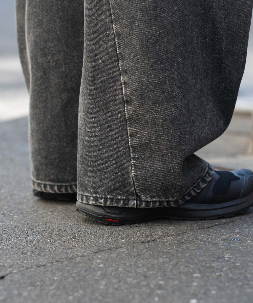 カバーフィットバルーンデニムパンツ