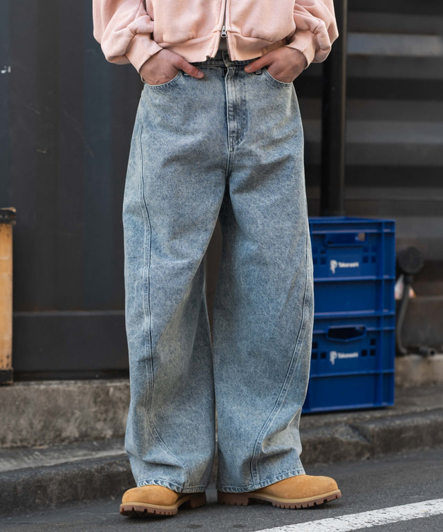 デニム淡 モデル：182cm L着用