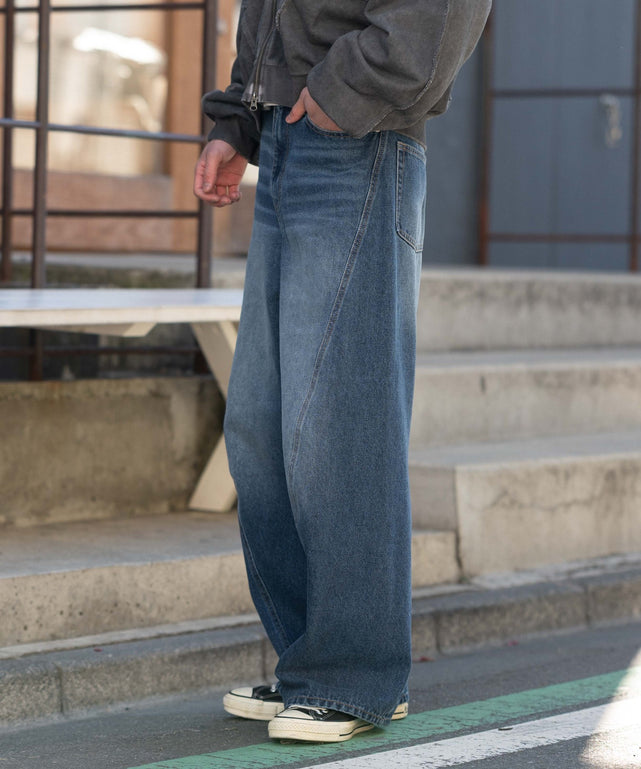 デニム中濃加工 モデル：182cm L着用