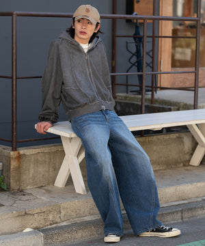 デニム中濃加工 モデル：182cm L着用