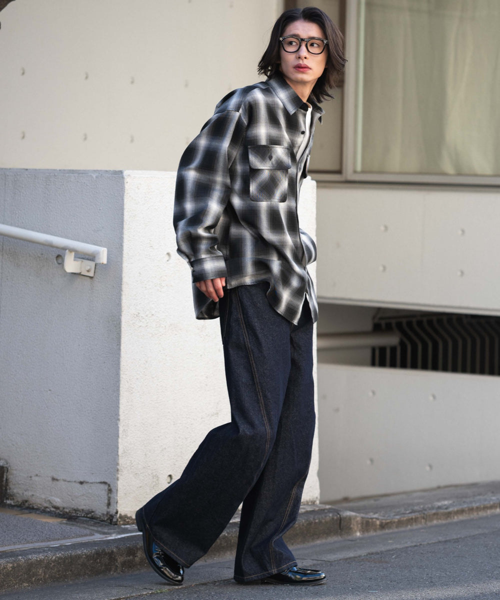 デニムインディゴ モデル：182cm L着用