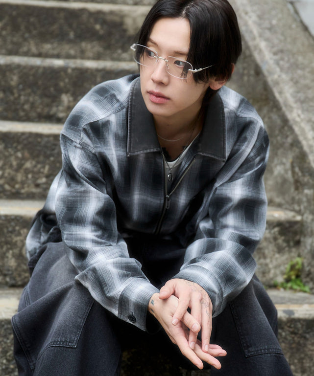 ブラックチェック1　モデル：175cm L着用