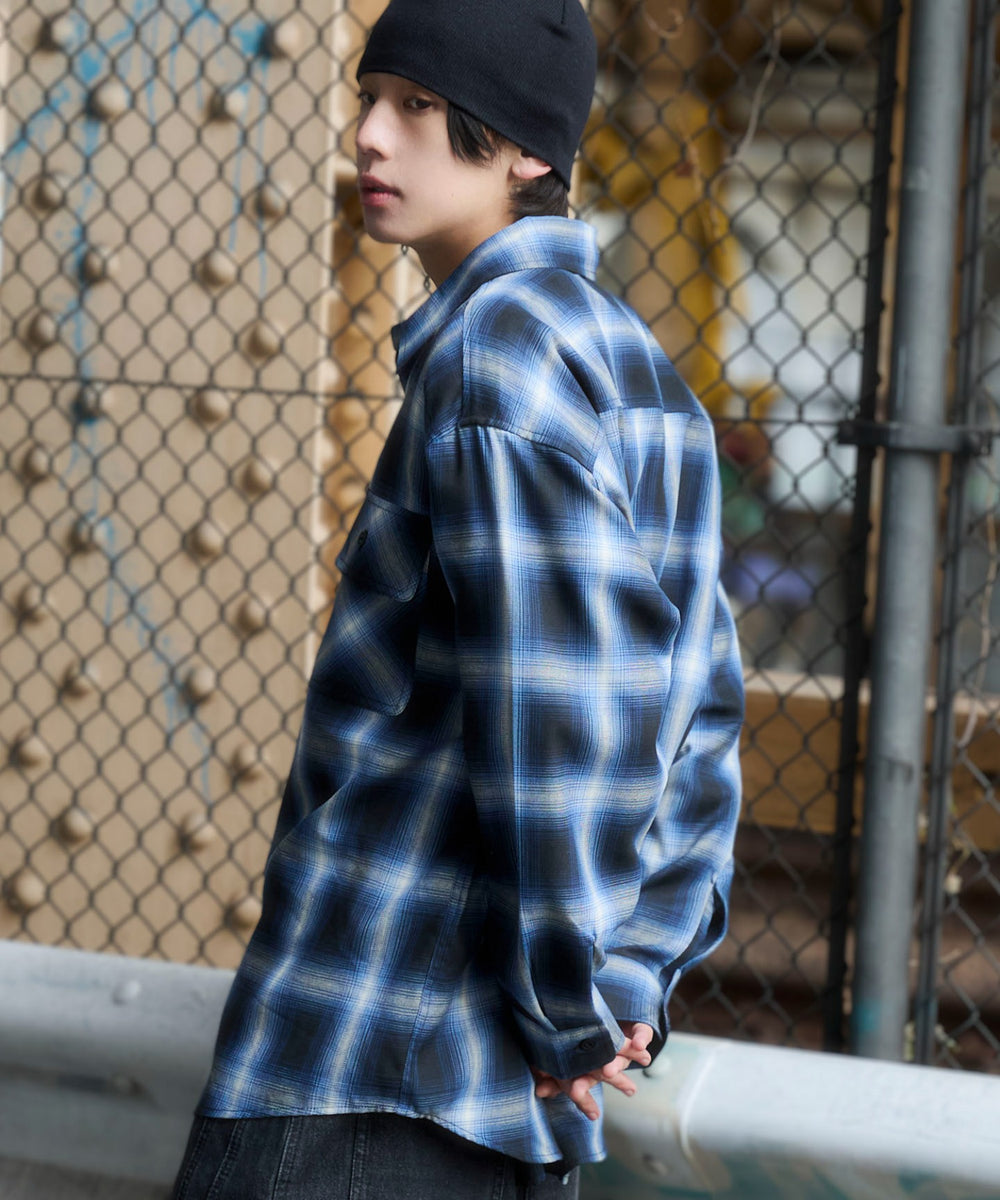 柄5　モデル：175cm L着用