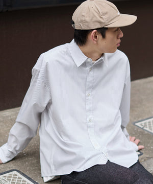 ホワイトストライプ  モデル：181cm L着用