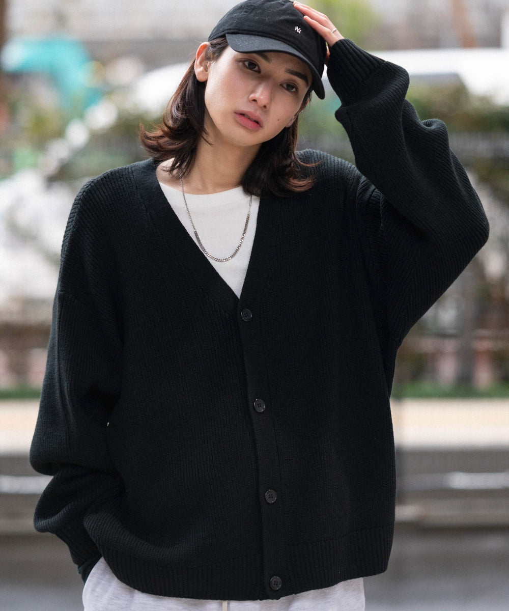 ブラック モデル：175cm L着用