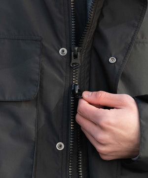 フードシェルブルゾン