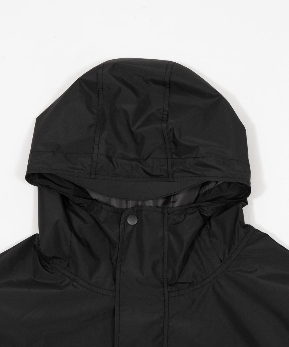 フードシェルブルゾン