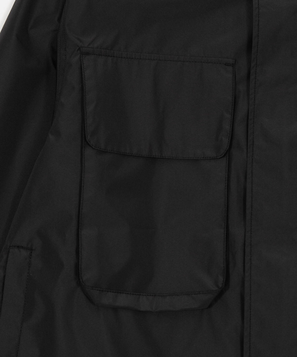 フードシェルブルゾン