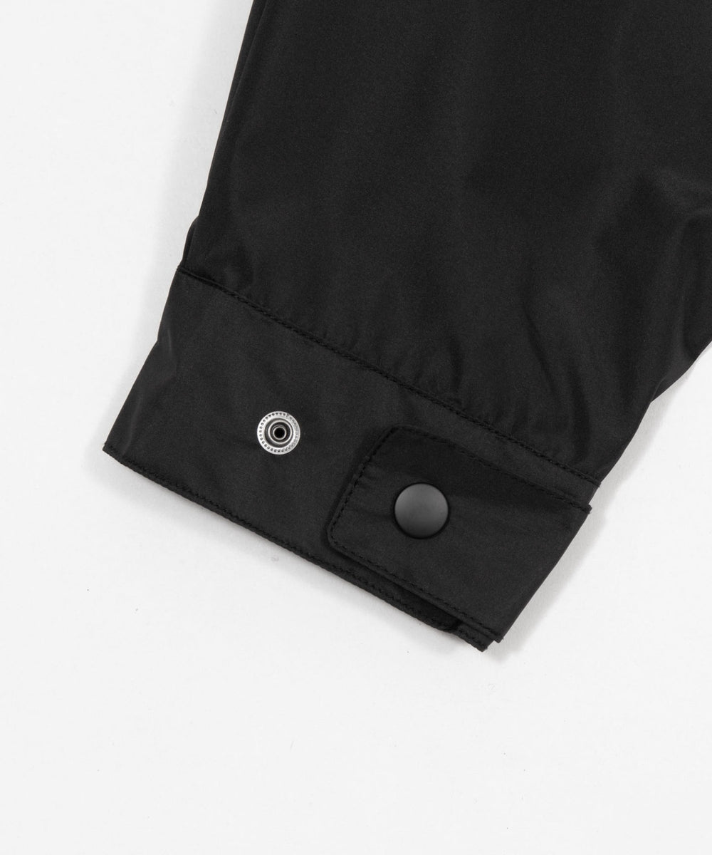 フードシェルブルゾン