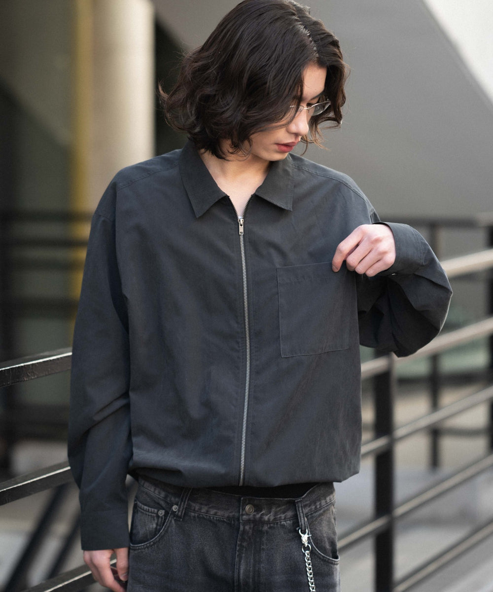 ブラック モデル：182cm L着用