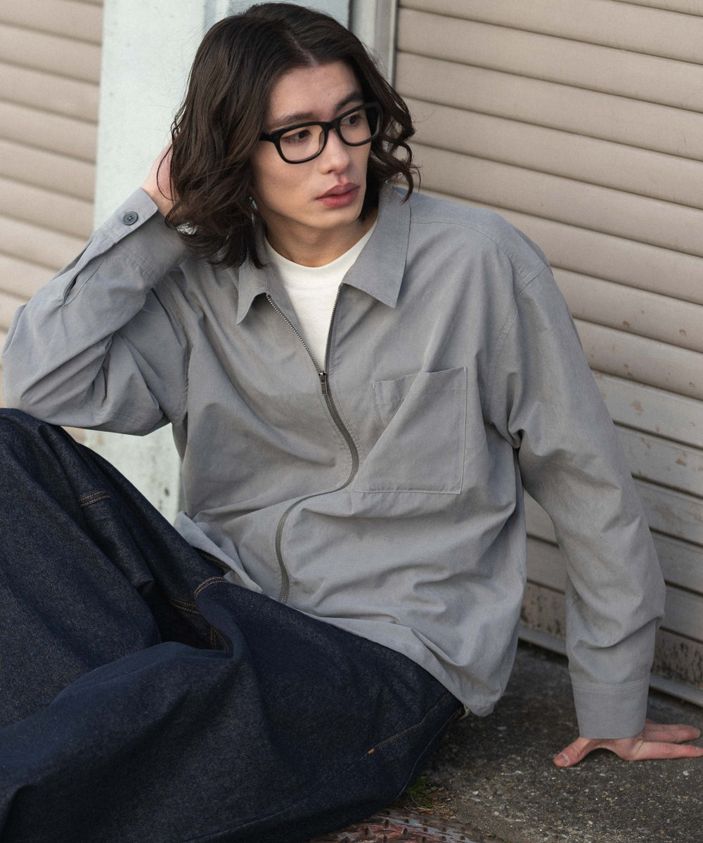 グレー モデル：182cm L着用