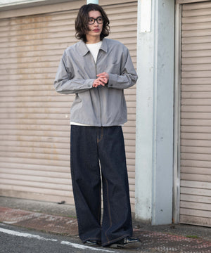 グレー モデル：182cm L着用