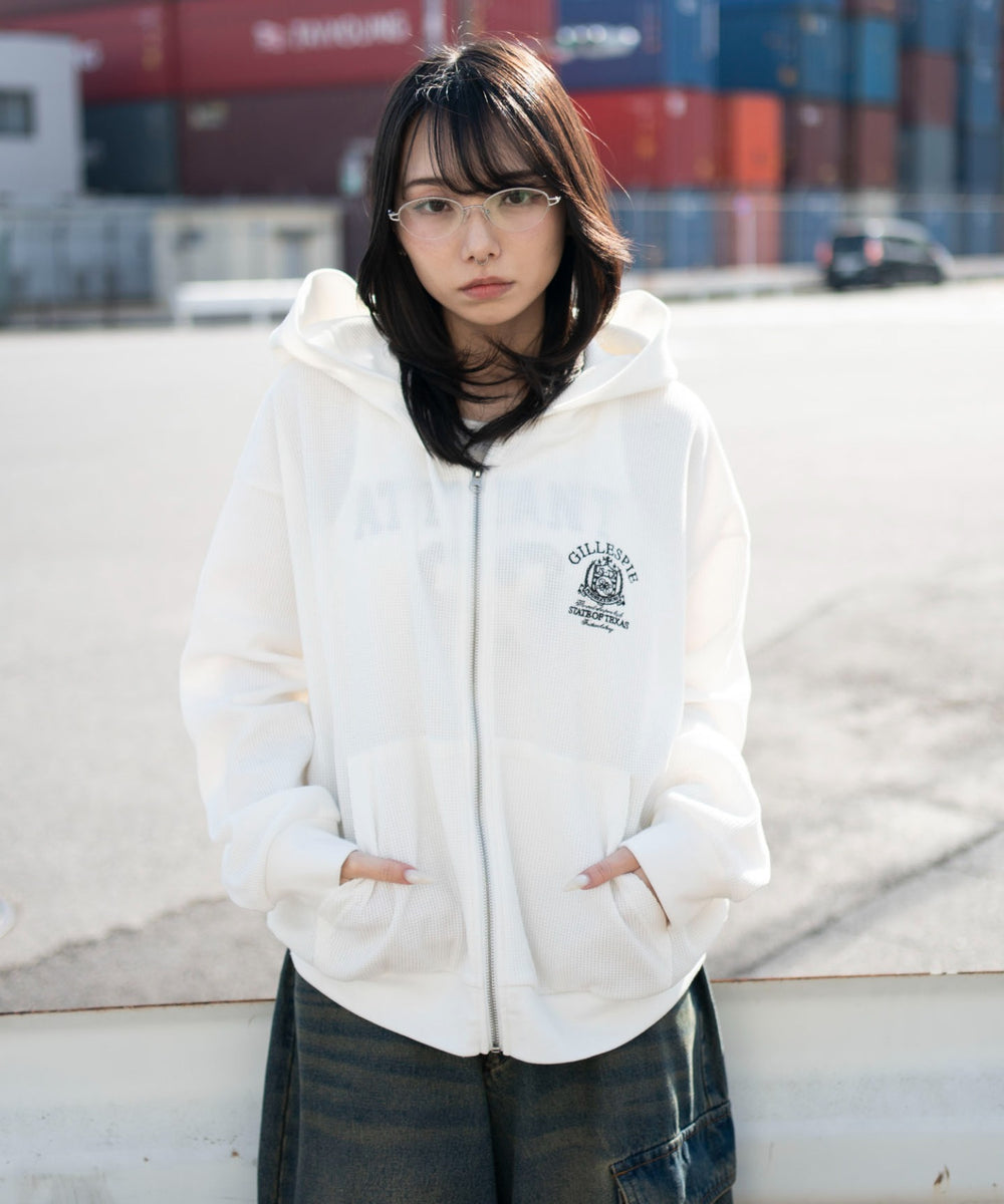 オフホワイト　モデル：159cm L着用