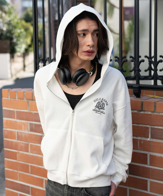 オフホワイト モデル：182cm L着用