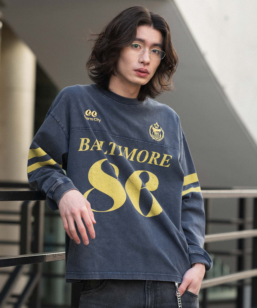 ネイビー モデル：182cm L着用