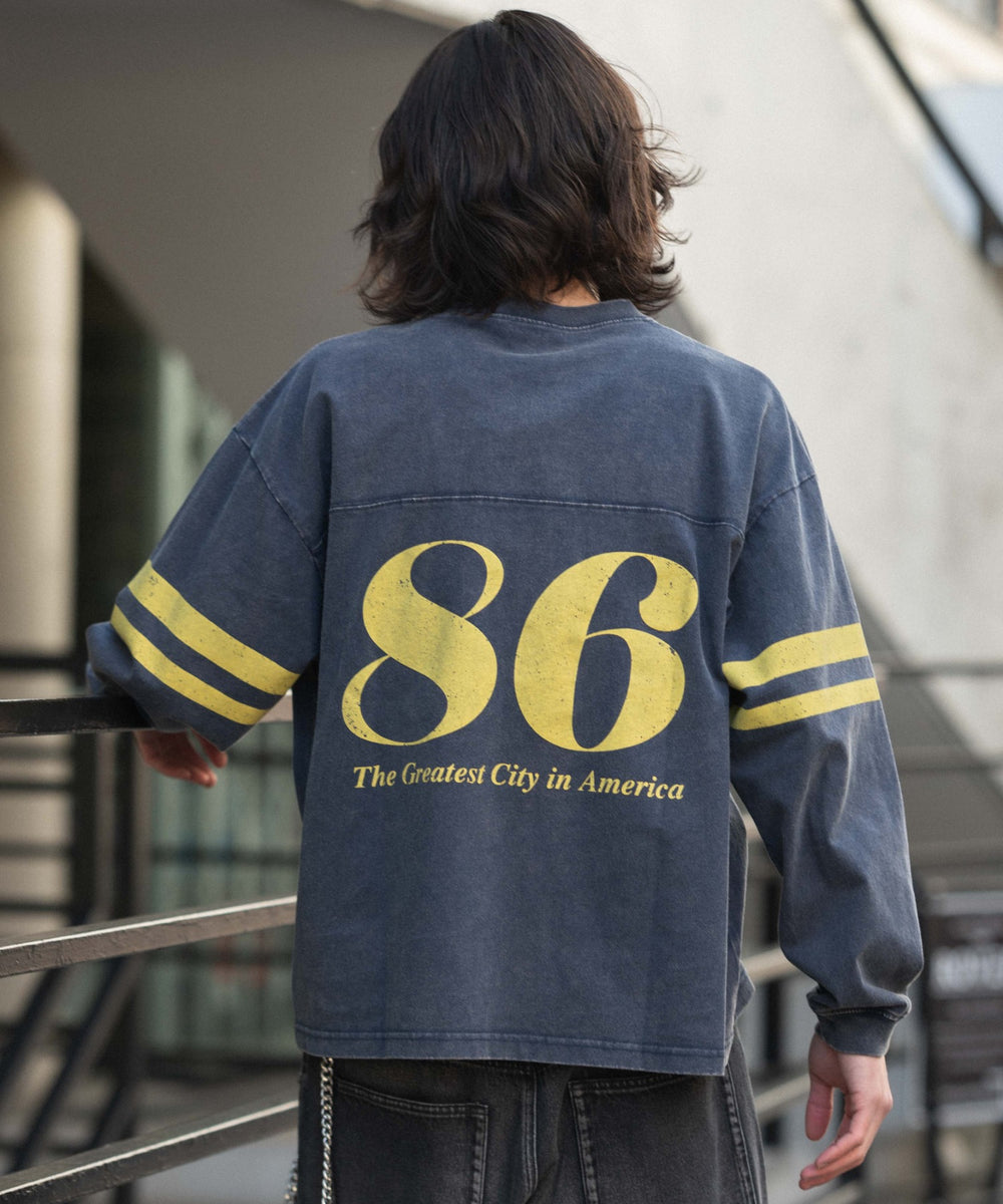 ネイビー モデル：182cm L着用