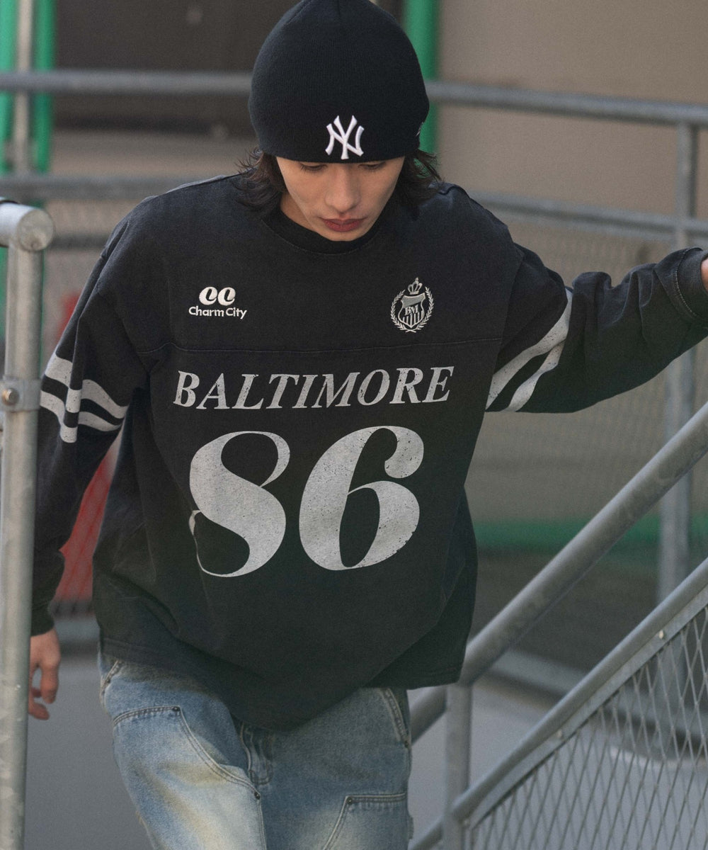 ブラック モデル：182cm L着用