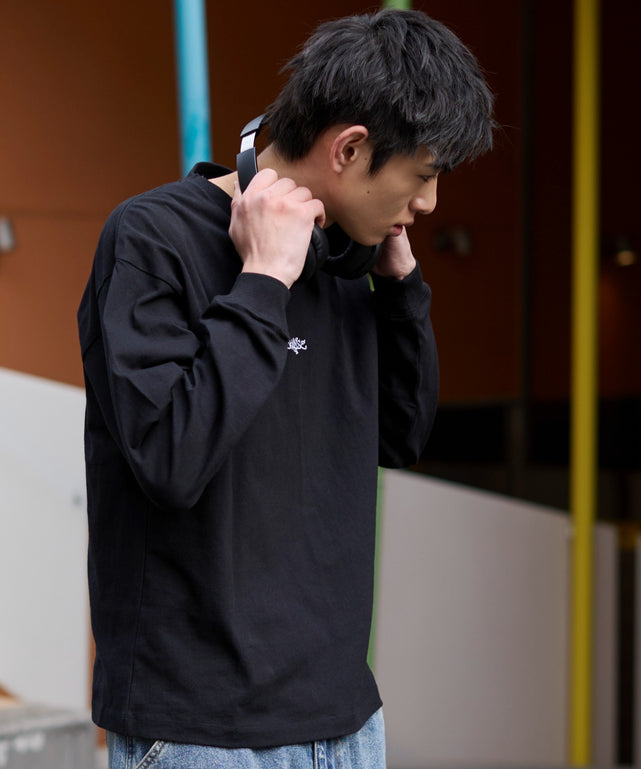 ブラック モデル：181cm L着用