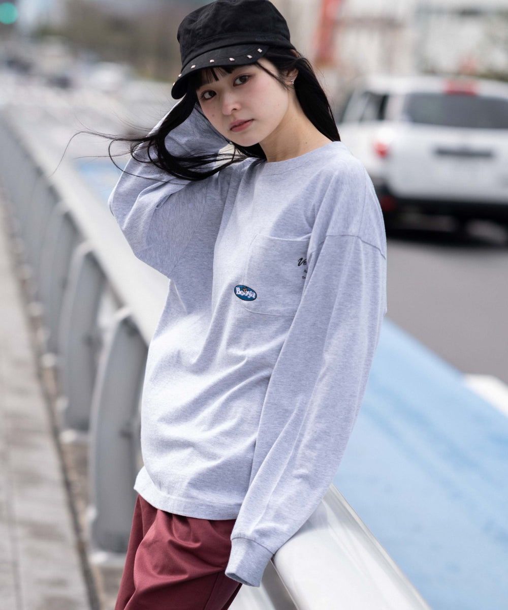 アッシュグレー　モデル：161cm M着用