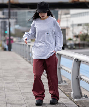 アッシュグレー　モデル：161cm M着用