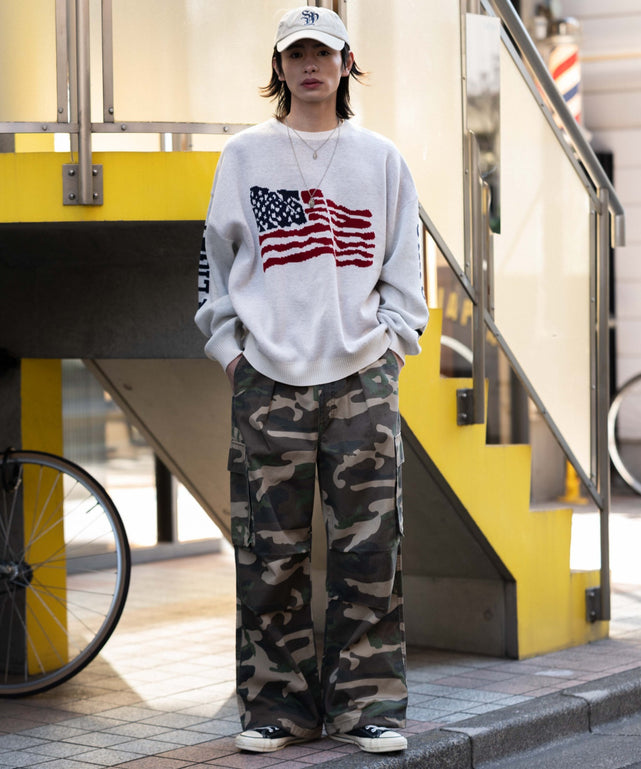 ホワイト モデル：182cm L着用