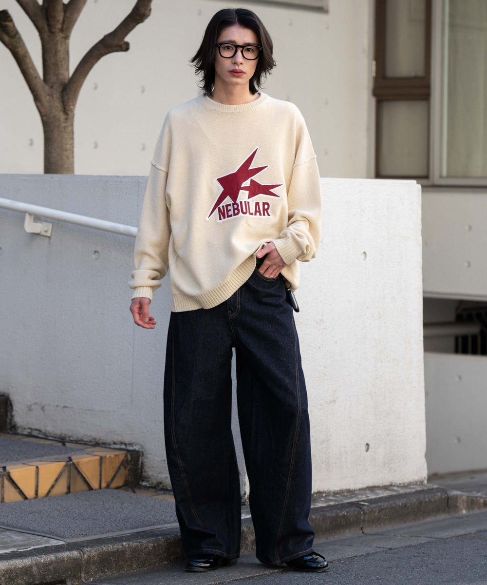 ホワイト モデル：182cm L着用