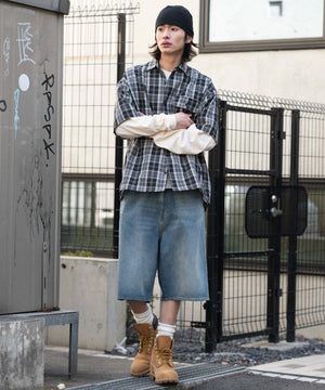 ブラックチェック1 モデル：182cm L着用